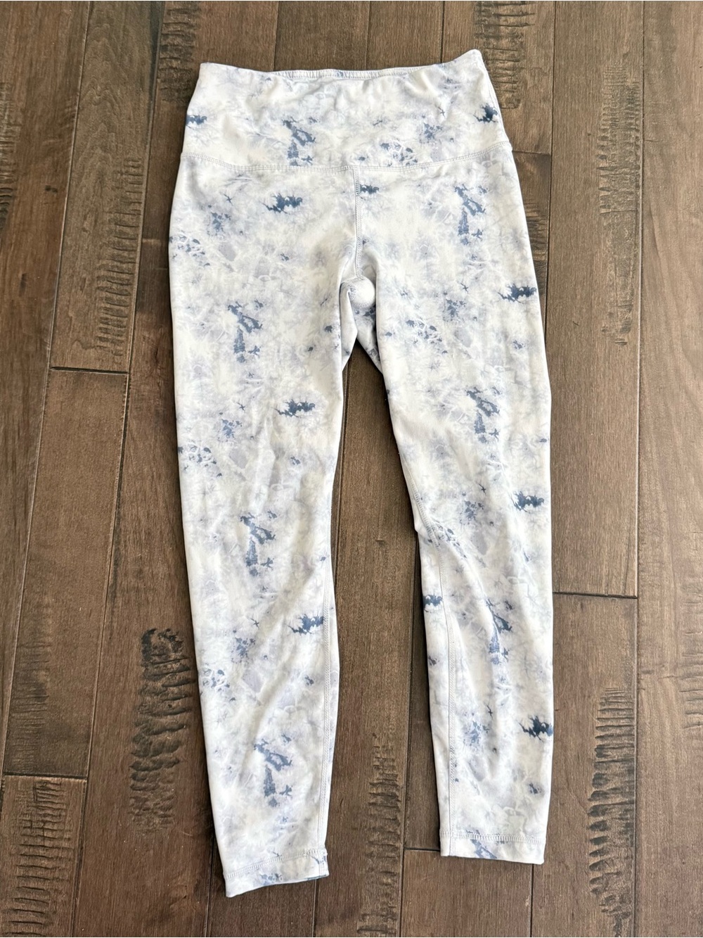Yogalicious Light Tie-Dye High-Waist Leggings - Blue & White M Yoga Pants